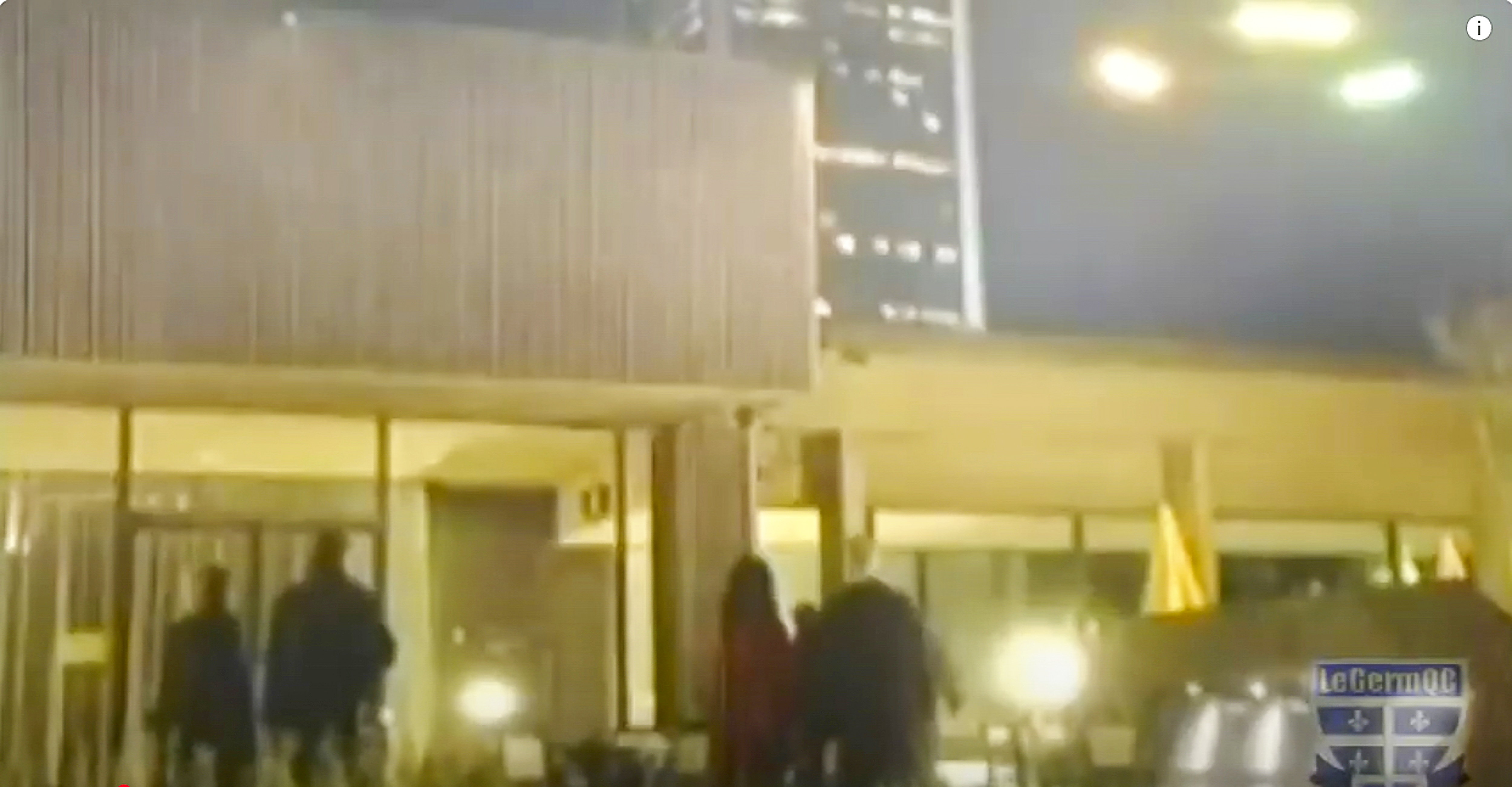 UFO appearance Montreal 1990 Witnesses had been numerous on the evening of November 7, 1990 in Montreal. canada will have its ufo canada will have its ufo new